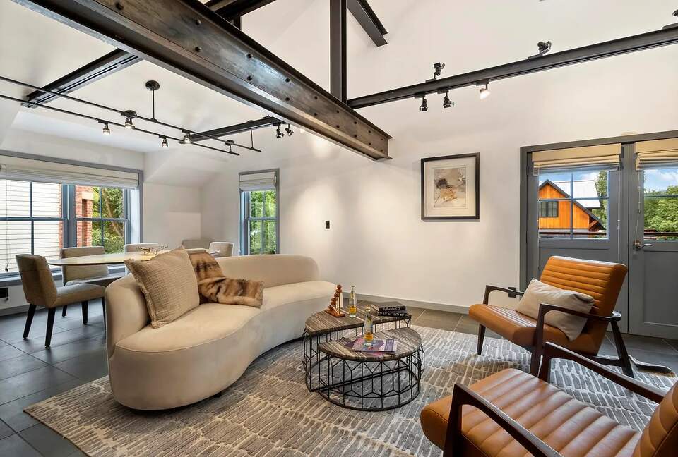 Alpine Modern Penthouse in the Heart of Telluride - Telluride, Colorado