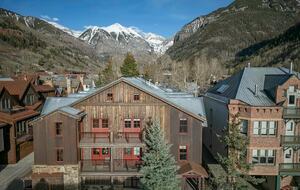 Alpine Modern Penthouse in the Heart of Telluride - Telluride, Colorado