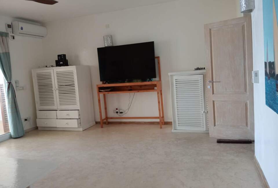 Blue Bay Beachfront Penthouse - Watamu, Kenya