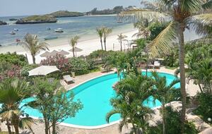 Blue Bay Beachfront Penthouse - Watamu, Kenya
