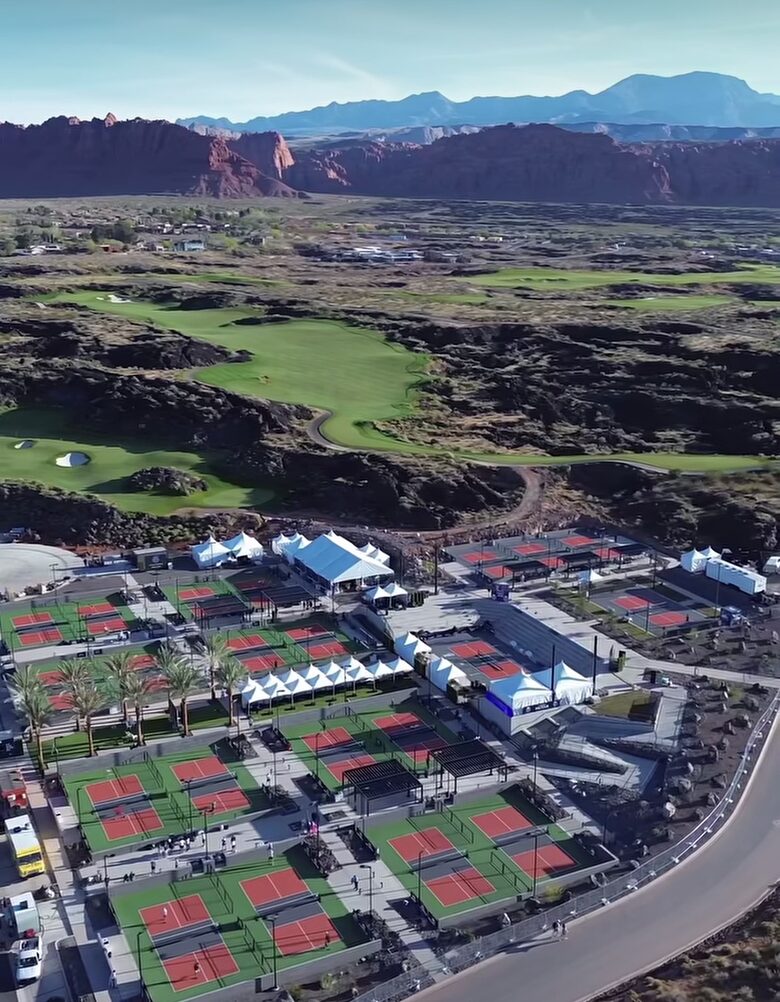 Cozy Red Rock Getaway with Outdoor Living & Pool - Ivins, Utah