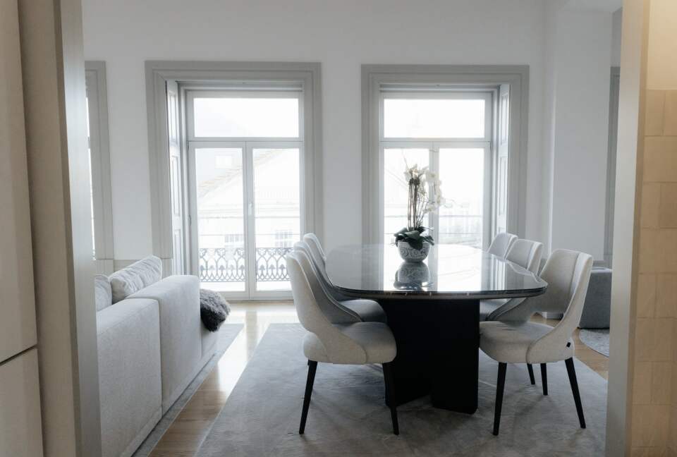 Elegant Porto Residence with Historic Charm - Porto, Portugal