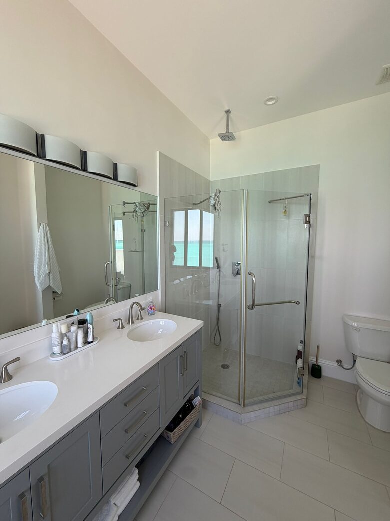 Oceanfront Elegance in a Private Gated Enclave - Nassau, Bahamas