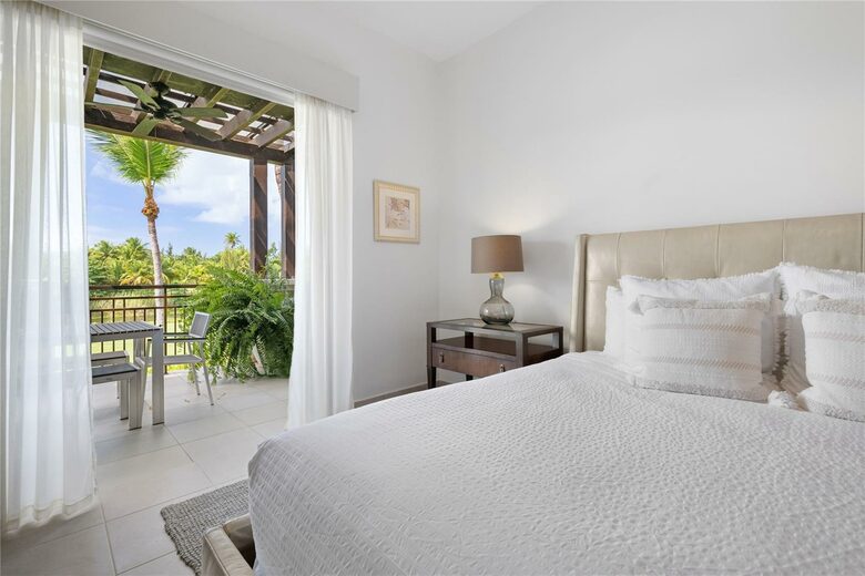 Four Seasons Bahia Beach Retreat with Golf & Lake Views - Río Grande, Puerto Rico