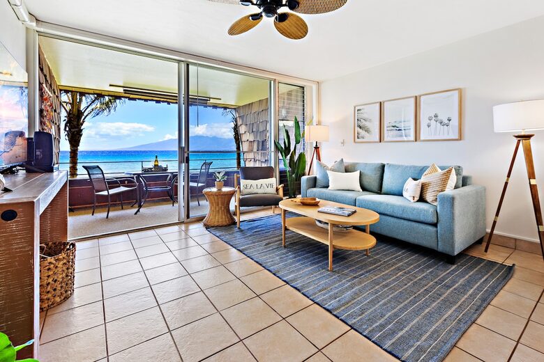 Lahaina Beach Escape with Stunning Ocean Views - Lahaina, Hawaii