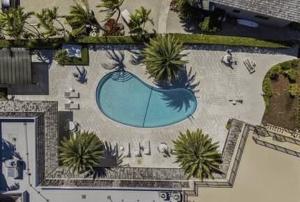 Key Largo Waterfront Condo with Resort-Style Amenities - Key Largo, Florida