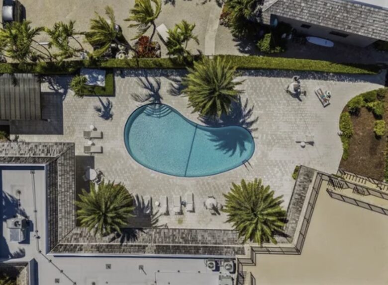 Key Largo Waterfront Condo with Resort-Style Amenities - Key Largo, Florida