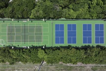 Key Largo Waterfront Condo with Resort-Style Amenities - Key Largo, Florida