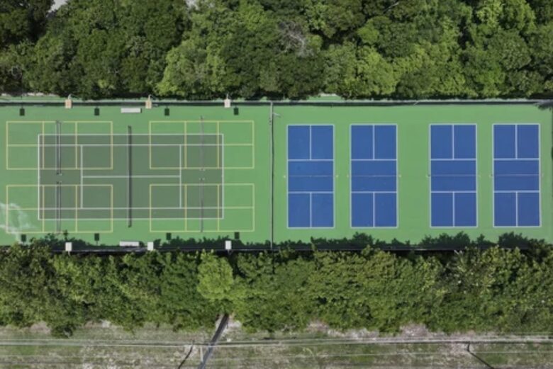 Key Largo Waterfront Condo with Resort-Style Amenities - Key Largo, Florida