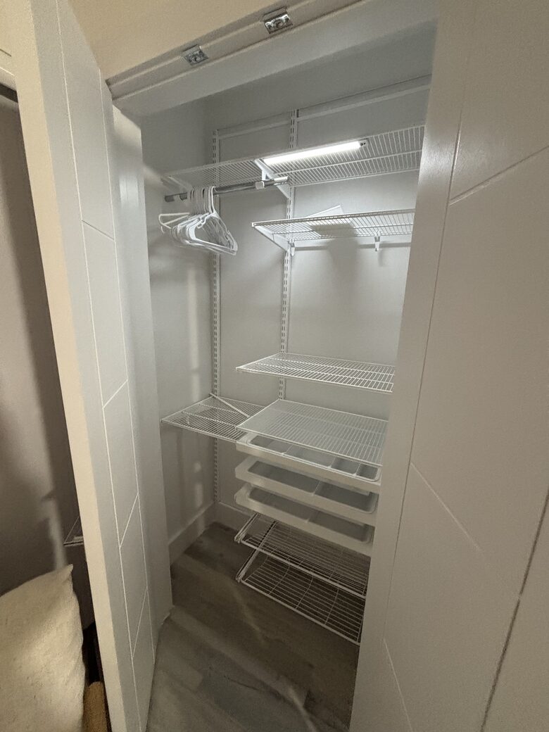 Key Largo Waterfront Condo with Resort-Style Amenities - Key Largo, Florida