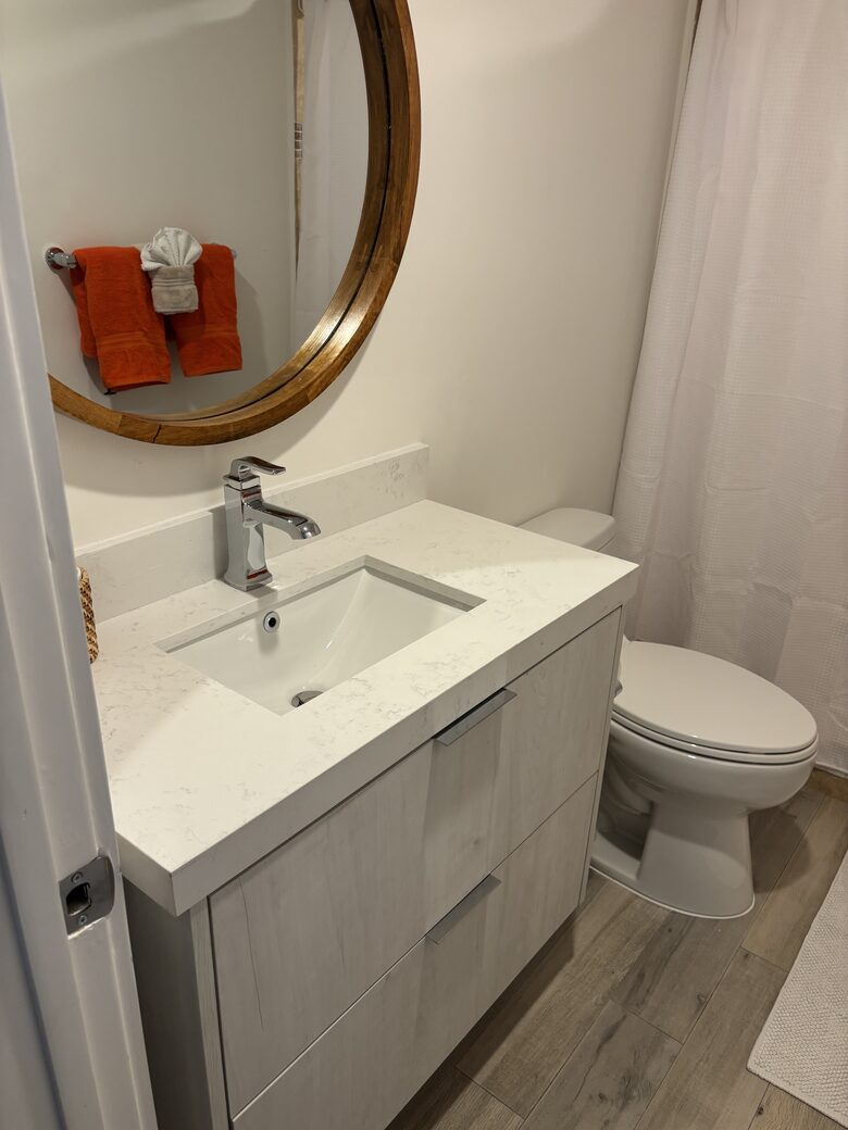 Key Largo Waterfront Condo with Resort-Style Amenities - Key Largo, Florida