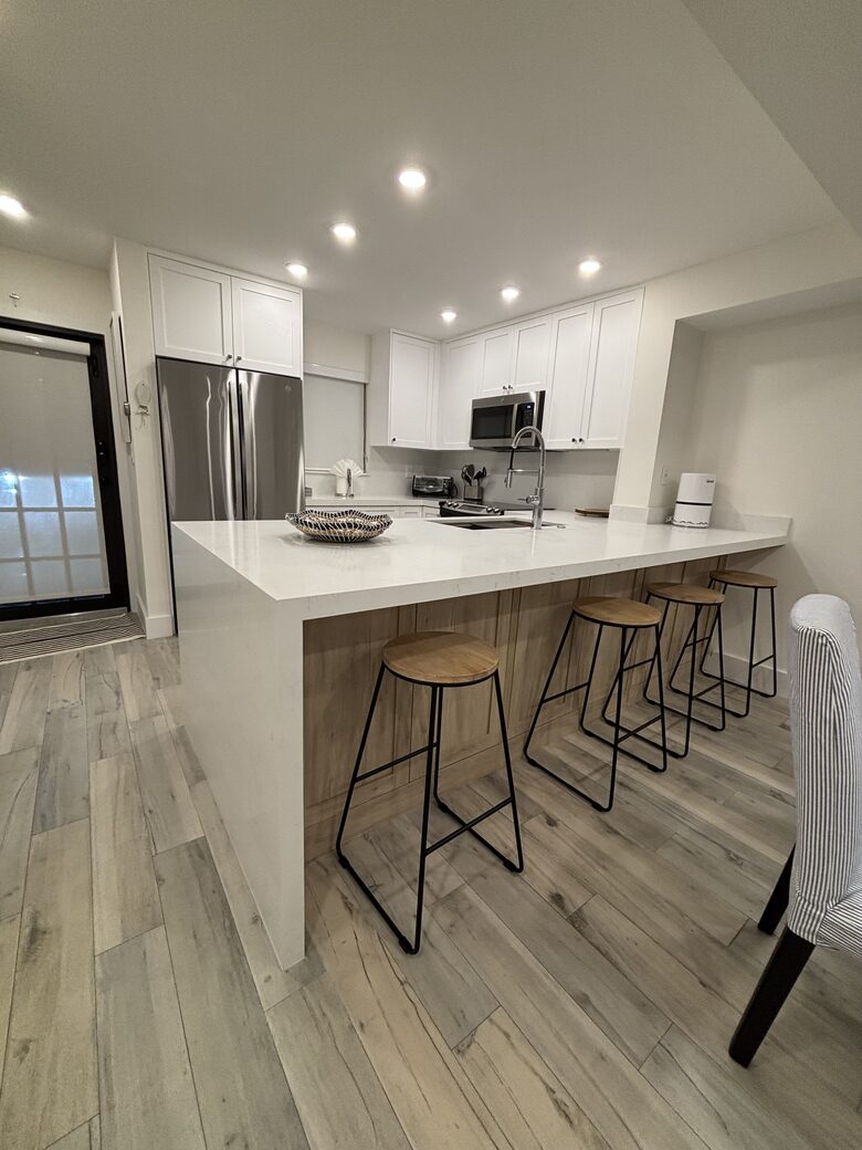 Key Largo Waterfront Condo with Resort-Style Amenities - Key Largo, Florida