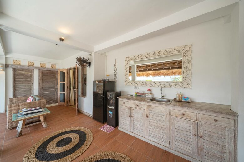 Elevated Island Retreat Overlooking Mt Agung - Nusa Lembongan, Indonesia