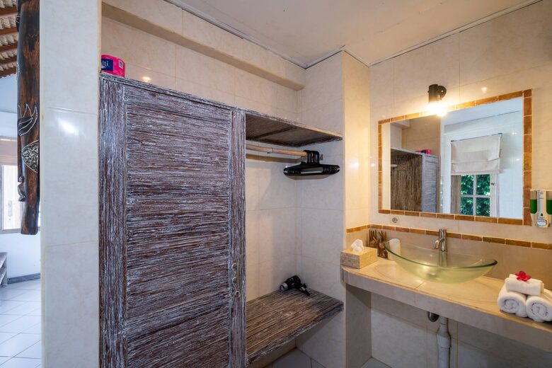 Elevated Island Retreat Overlooking Mt Agung - Nusa Lembongan, Indonesia