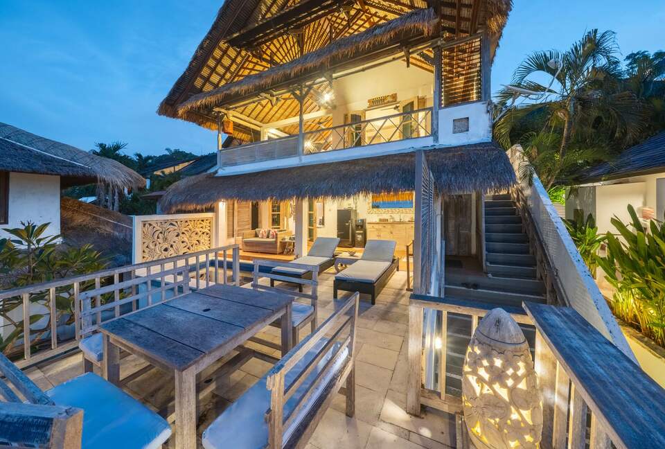 Elevated Island Retreat Overlooking Mt Agung - Nusa Lembongan, Indonesia
