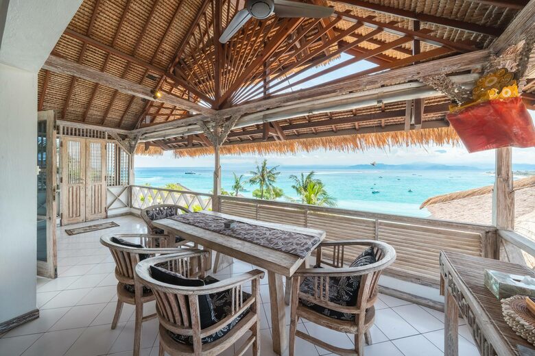 Elevated Island Retreat Overlooking Mt Agung - Nusa Lembongan, Indonesia