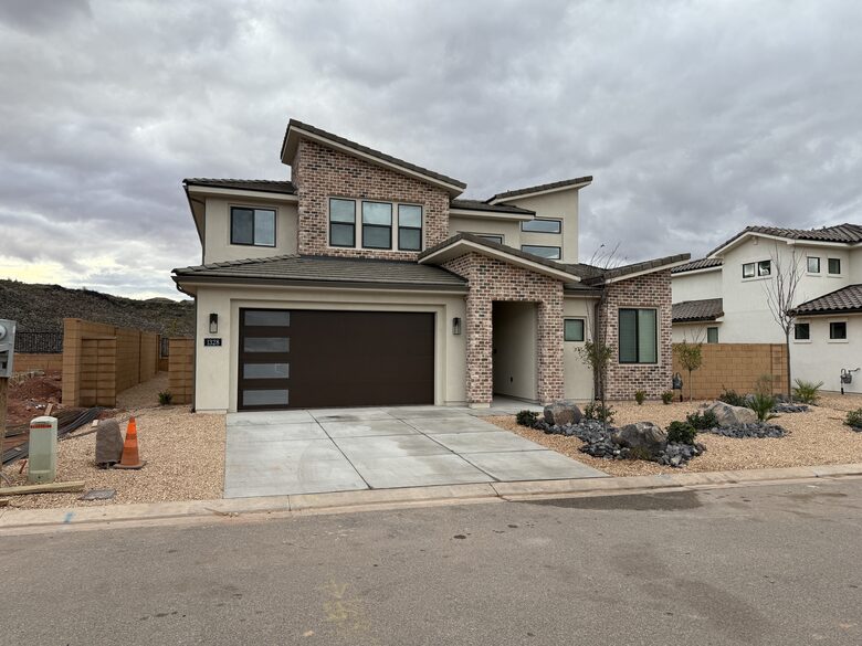 New Luxury Home Near Zion with Resort-Style Amenities - Washington, Utah