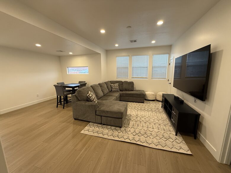 New Luxury Home Near Zion with Resort-Style Amenities - Washington, Utah