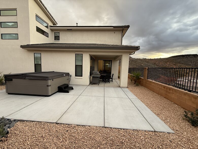 New Luxury Home Near Zion with Resort-Style Amenities - Washington, Utah