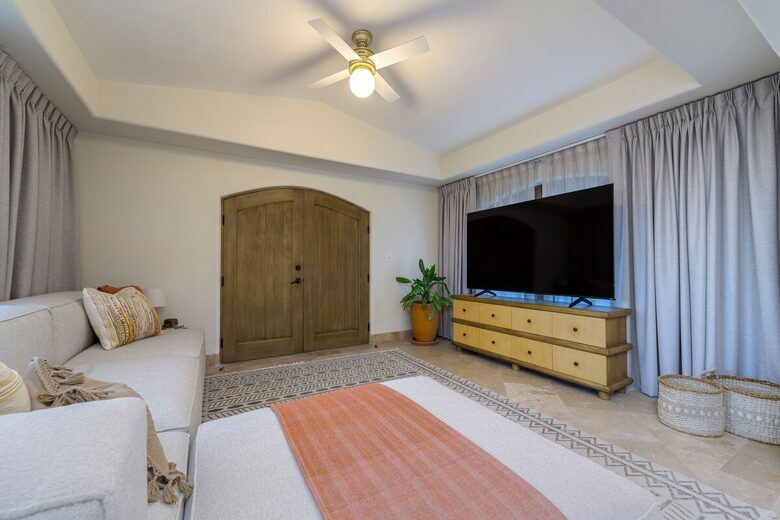 La Pinata | Cabo Perfection - Cabo San Lucas, Mexico