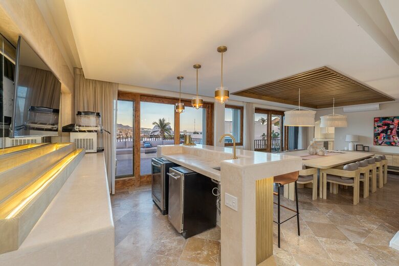 La Pinata | Cabo Perfection - Cabo San Lucas, Mexico