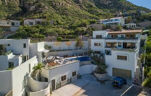 La Pinata | Cabo Perfection - Cabo San Lucas, Mexico