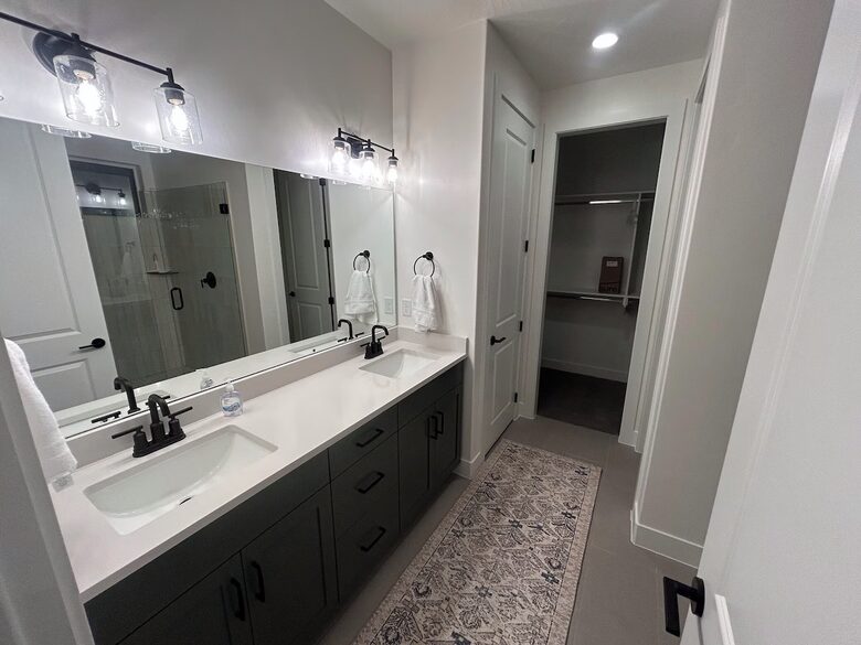 New Luxury Home Near Zion with Resort-Style Amenities - Washington, Utah