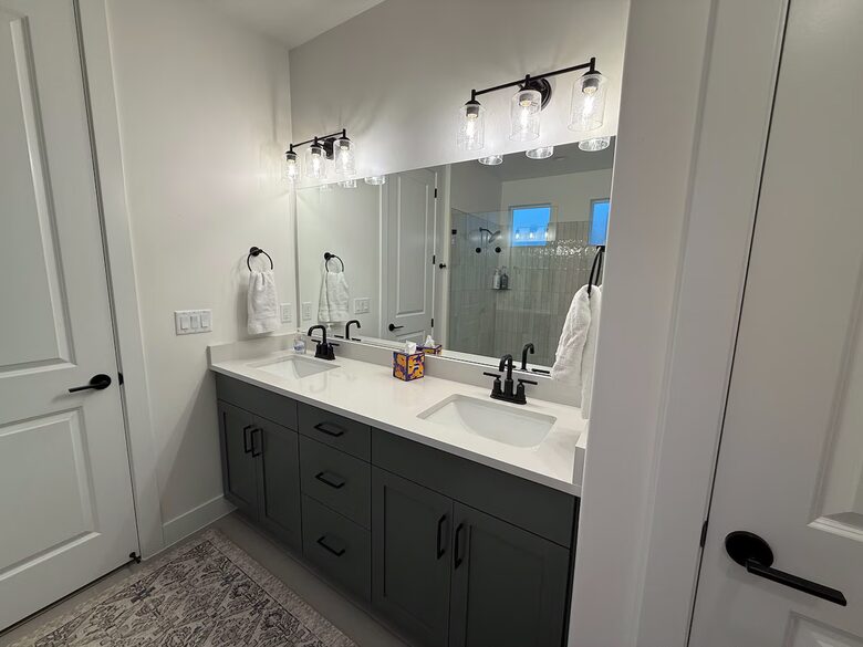 New Luxury Home Near Zion with Resort-Style Amenities - Washington, Utah