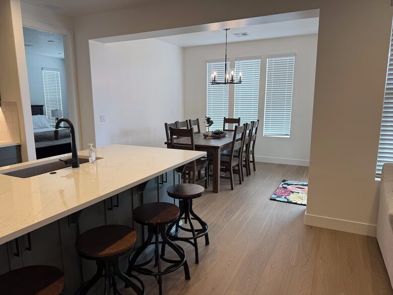 New Luxury Home Near Zion with Resort-Style Amenities - Washington, Utah