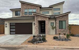 New Luxury Home Near Zion with Resort-Style Amenities - Washington, Utah