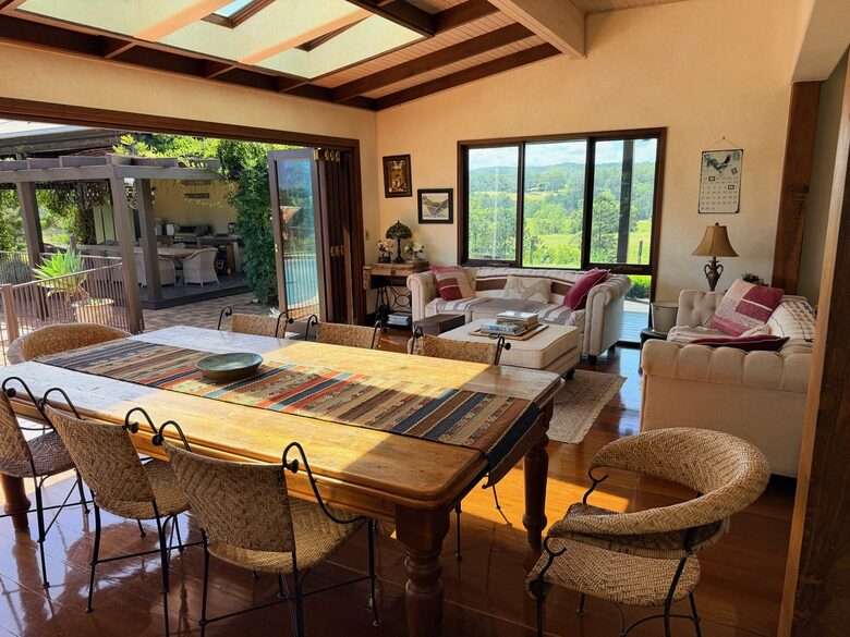 Khu nghỉ dưỡng Highfield Estate - Hai ngôi nhà tại vùng Border Ranges - Brays Creek, Úc