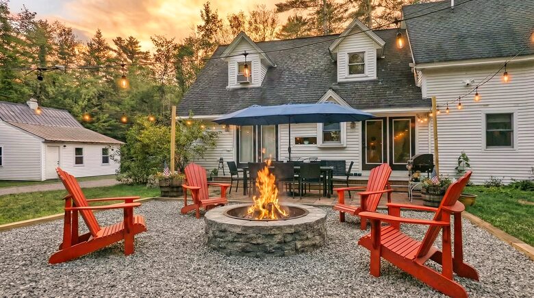 North Conway Woodland Retreat with Trail Access - North Conway, New Hampshire