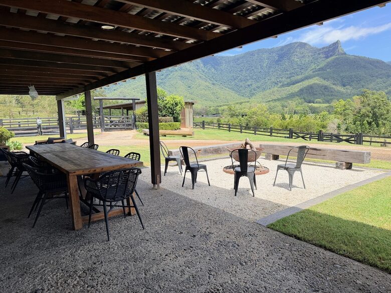 Khu nghỉ dưỡng Highfield Estate - Hai ngôi nhà tại vùng Border Ranges - Brays Creek, Úc