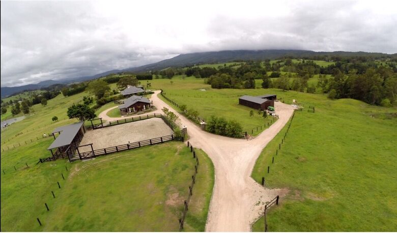 Khu nghỉ dưỡng Highfield Estate - Hai ngôi nhà tại vùng Border Ranges - Brays Creek, Úc