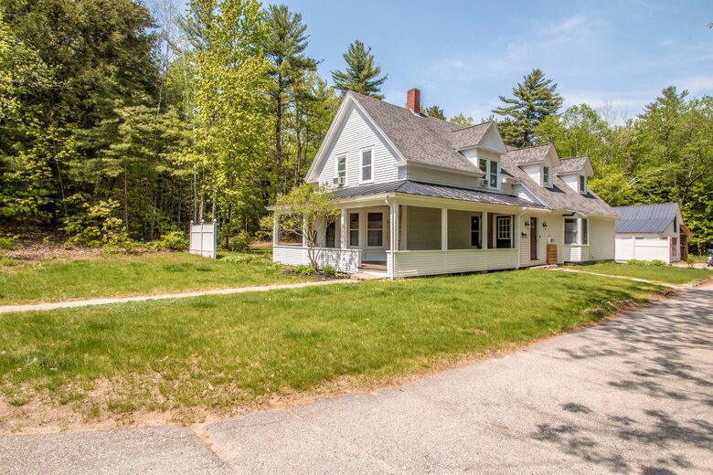 North Conway Woodland Retreat with Trail Access - North Conway, New Hampshire