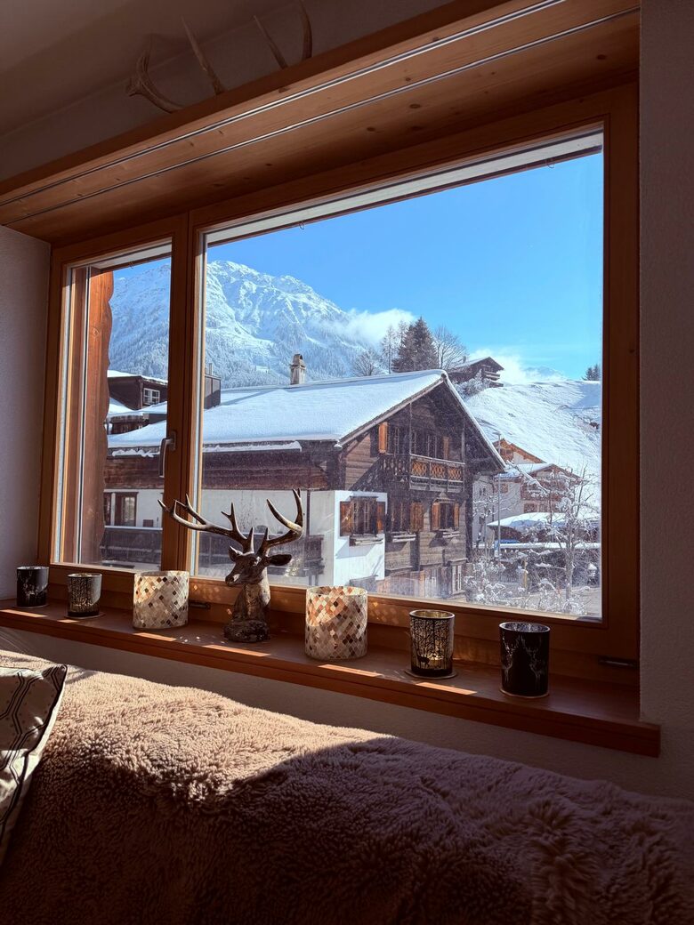 Luxury 3 BR Apartment in Traditional Alpine Ski Chalet - Klosters, Switzerland