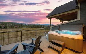 Byers Peak Views with Private Hot Tub and Effortless Resort Access - Fraser, Colorado
