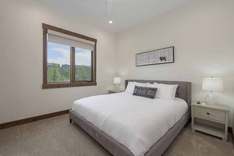 Byers Peak Views with Private Hot Tub and Effortless Resort Access - Fraser, Colorado