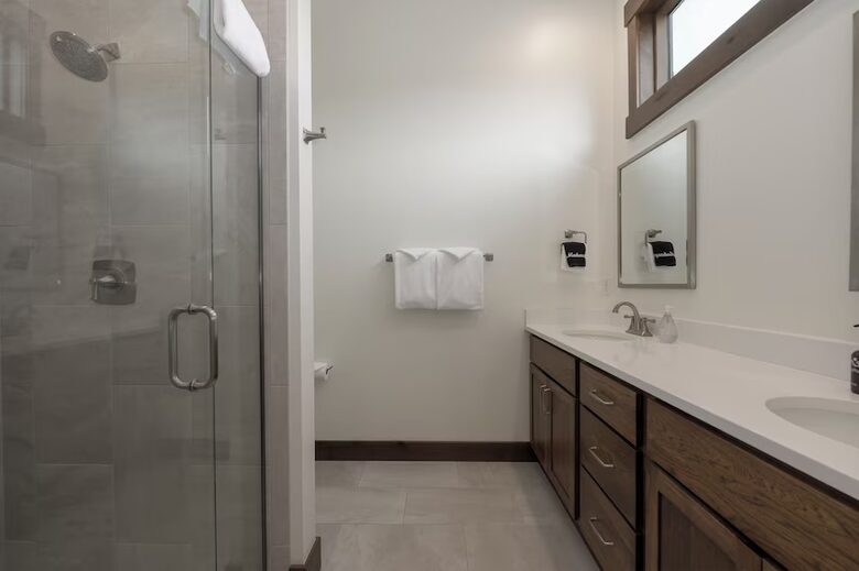 Byers Peak Views with Private Hot Tub and Effortless Resort Access - Fraser, Colorado