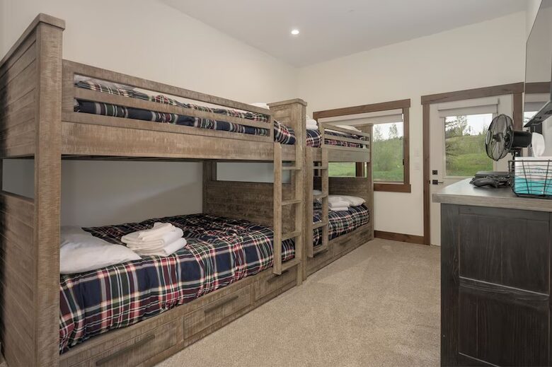 Byers Peak Views with Private Hot Tub and Effortless Resort Access - Fraser, Colorado