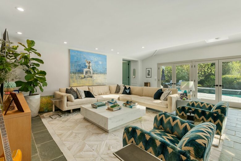 Mulholland Canyon Retreat with Pool & Guest House - Los Angeles, California