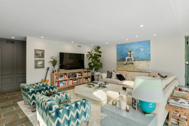 Mulholland Canyon Retreat with Pool & Guest House - Los Angeles, California