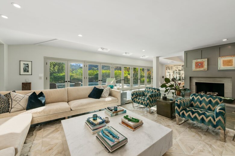 Mulholland Canyon Retreat with Pool & Guest House - Los Angeles, California