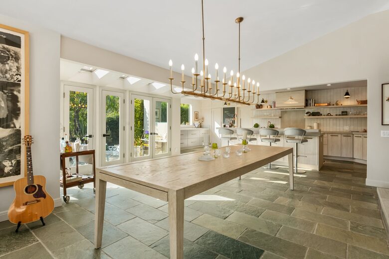 Mulholland Canyon Retreat with Pool & Guest House - Los Angeles, California