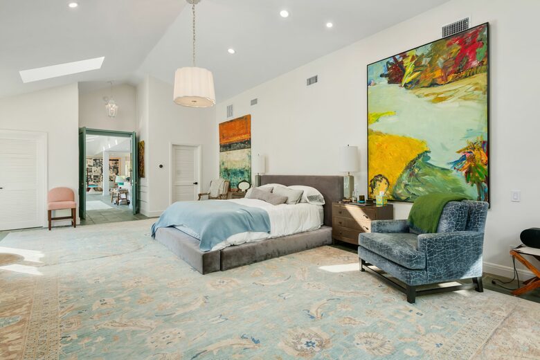 Mulholland Canyon Retreat with Pool & Guest House - Los Angeles, California