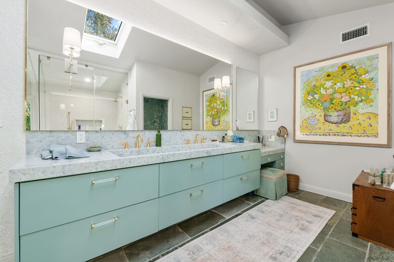 Mulholland Canyon Retreat with Pool & Guest House - Los Angeles, California