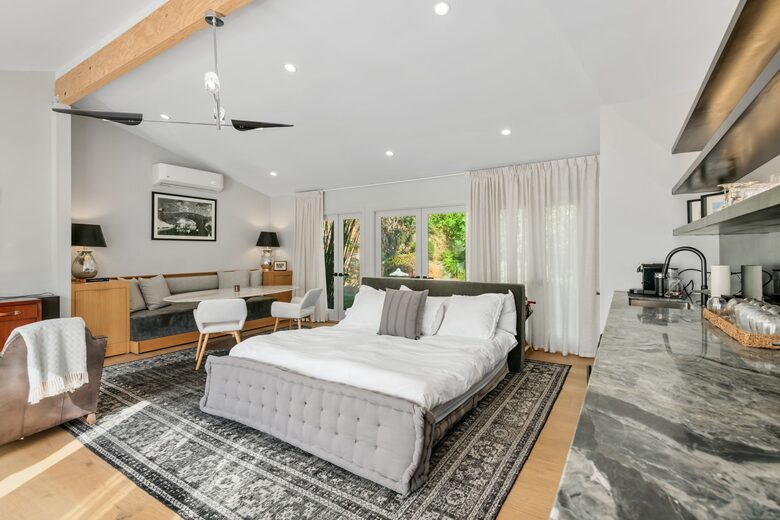 Mulholland Canyon Retreat with Pool & Guest House - Los Angeles, California