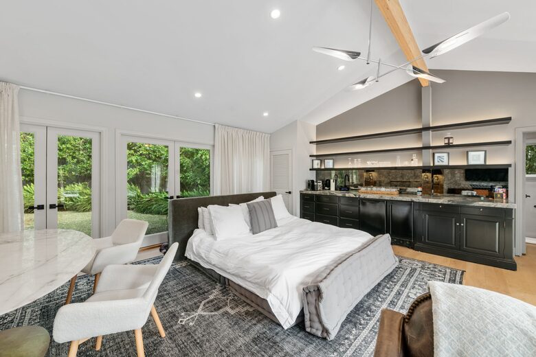 Mulholland Canyon Retreat with Pool & Guest House - Los Angeles, California