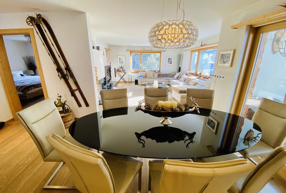 Luxury 3 BR Apartment in Traditional Alpine Ski Chalet - Klosters, Switzerland