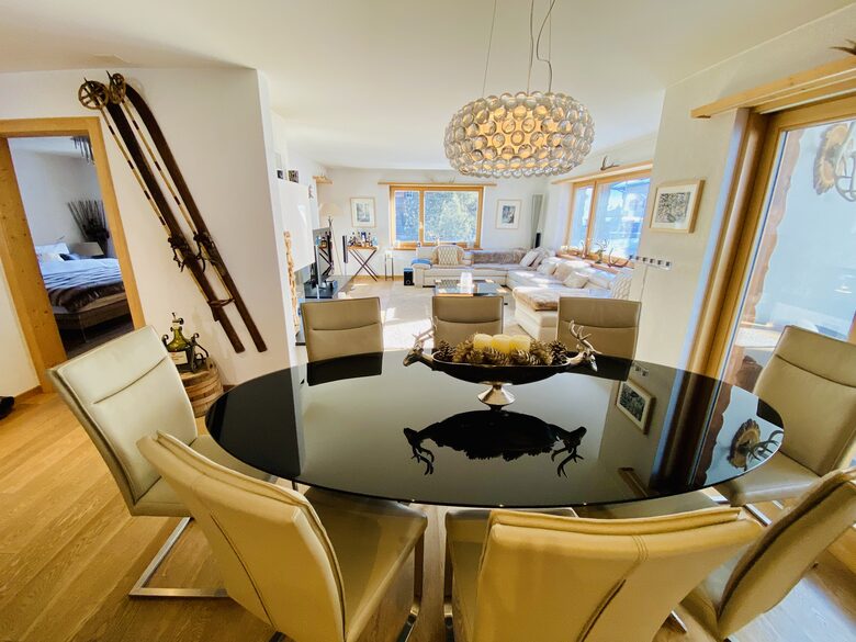 Luxury 3 BR Apartment in Traditional Alpine Ski Chalet - Klosters, Switzerland